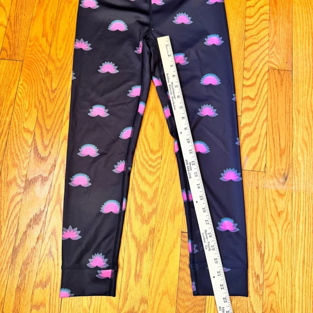 Free People Movement Women’s High Waisted Lotus Print Leggings Size Small - Picture 11 of 11